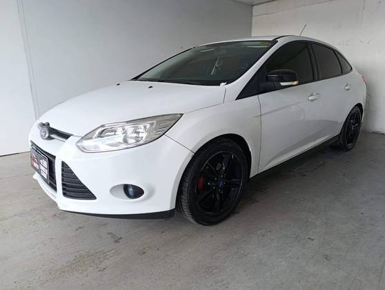 FORD FOCUS 2.0 SE SEDAN 16V FLEX 4P AUTOMÁTICO